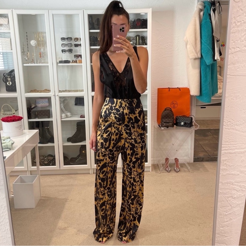 Thomas Wylde Wide Legs Pants - Gold & Black Marble - Picture 2 of 6